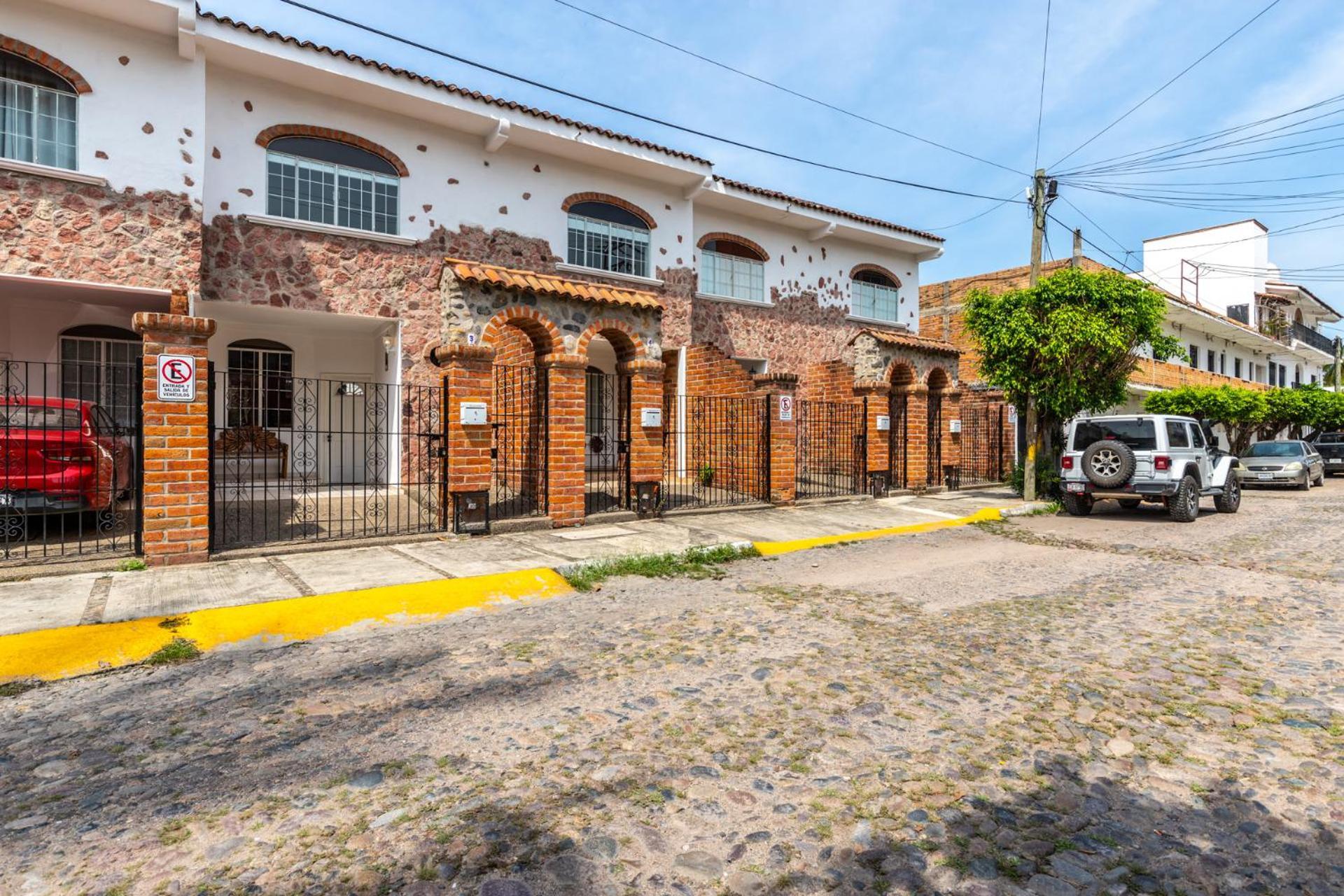 Boutique Hotel & Suites Hacienda Lord Twigg Puerto Vallarta Exterior photo
