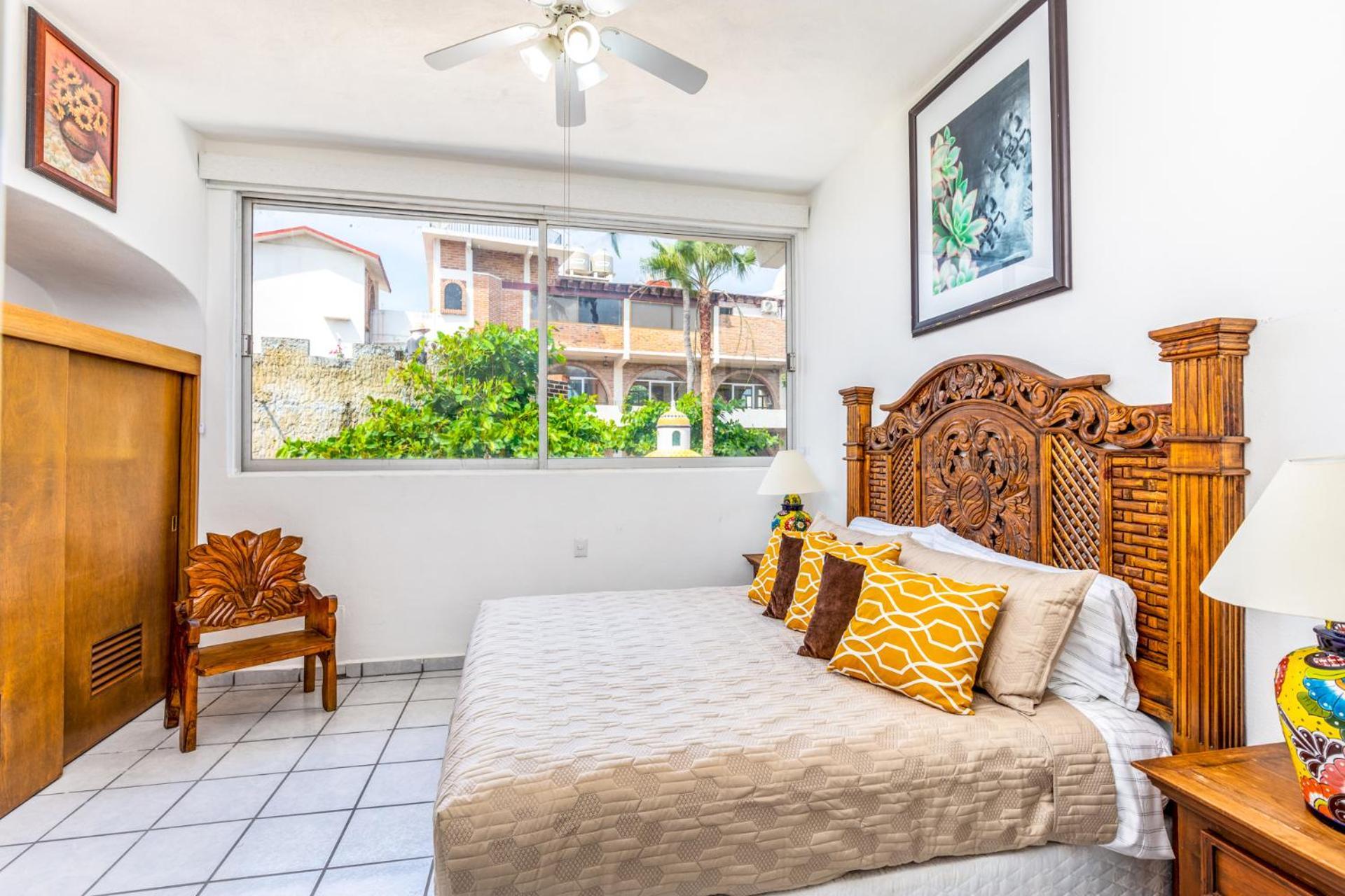 Boutique Hotel & Suites Hacienda Lord Twigg Puerto Vallarta Exterior photo