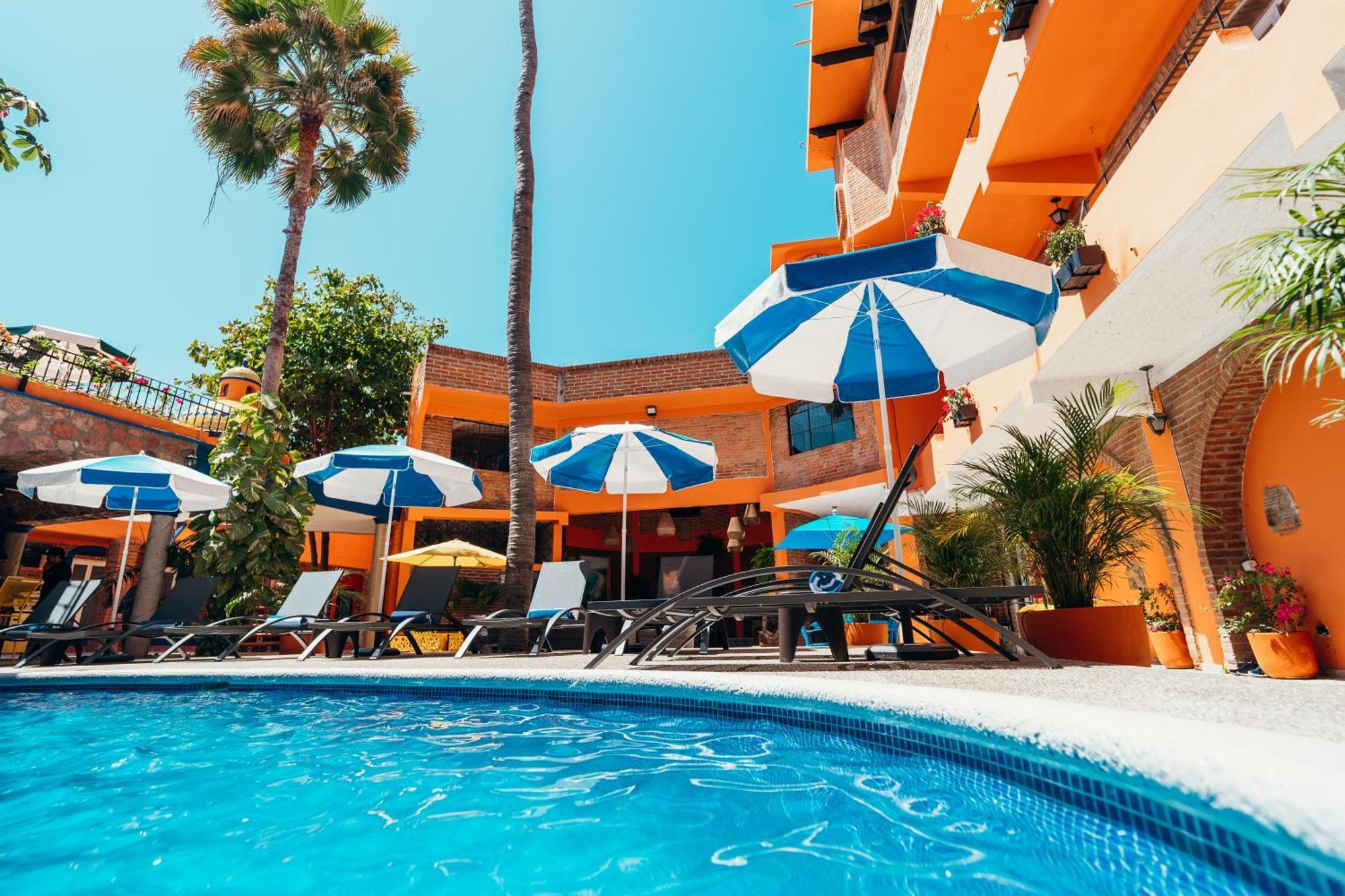 Boutique Hotel & Suites Hacienda Lord Twigg Puerto Vallarta Exterior photo