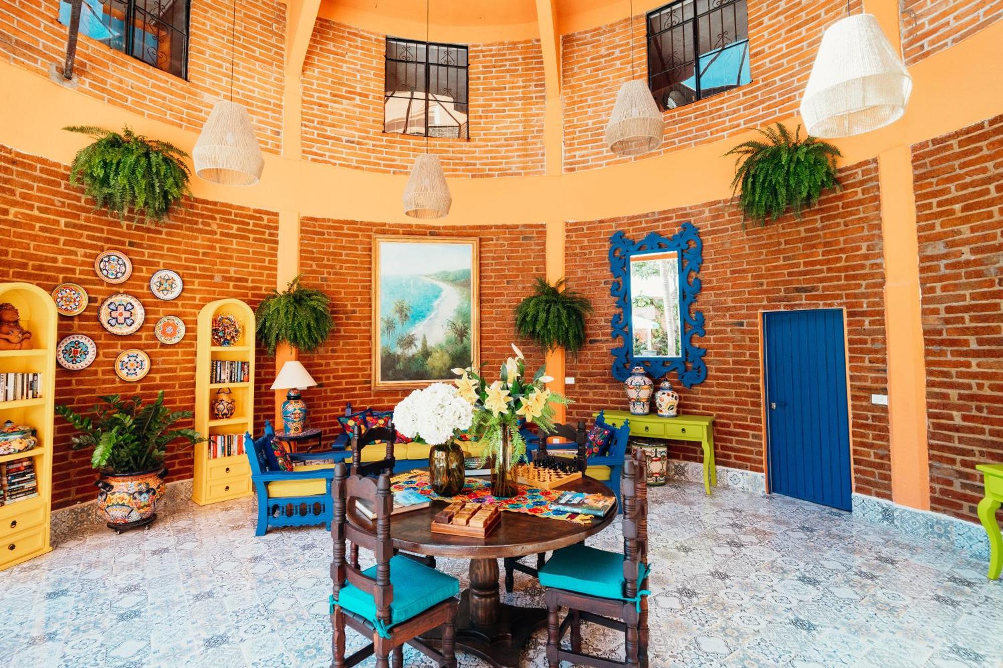 Boutique Hotel & Suites Hacienda Lord Twigg Puerto Vallarta Exterior photo