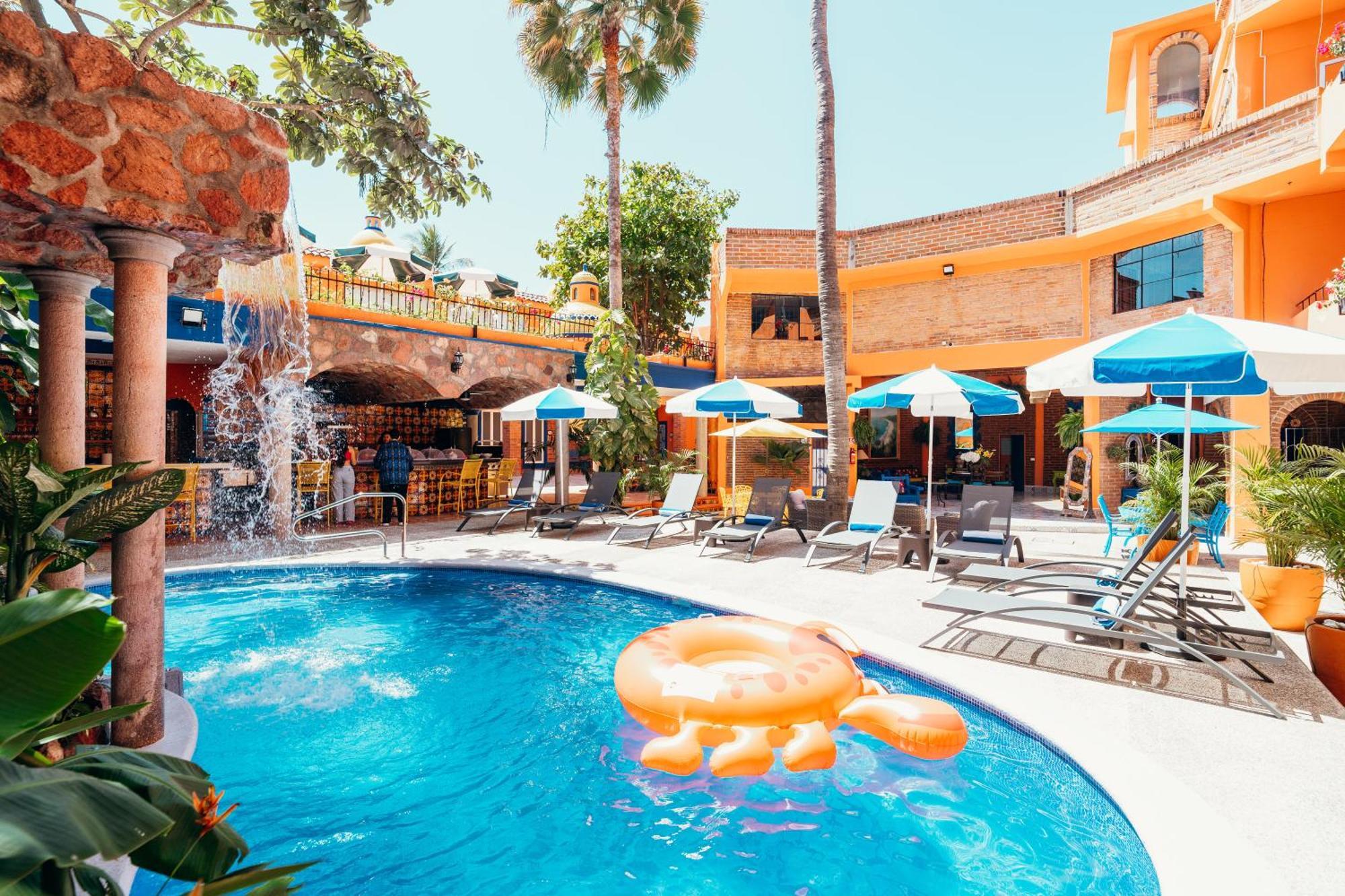 Boutique Hotel & Suites Hacienda Lord Twigg Puerto Vallarta Exterior photo