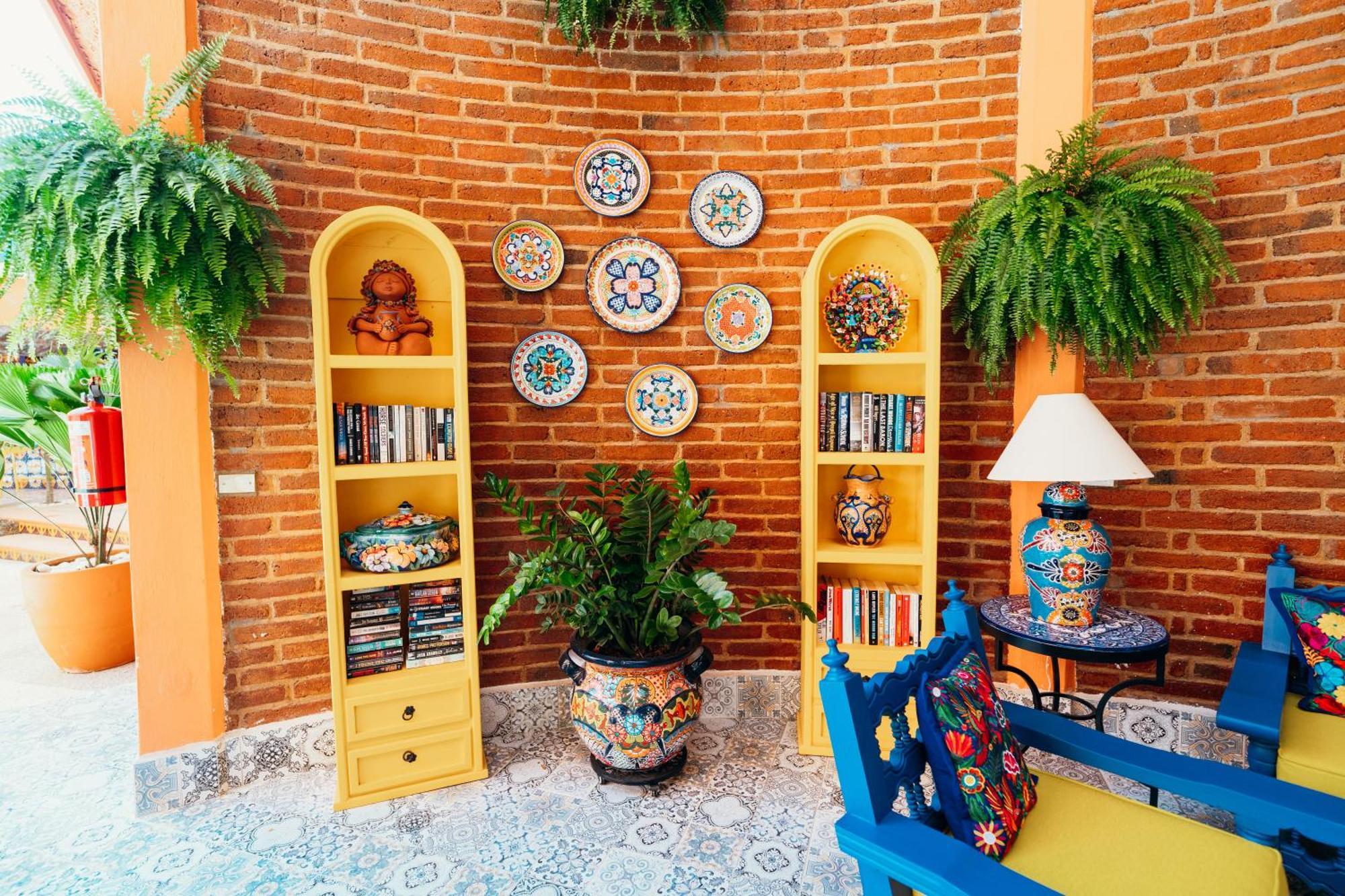 Boutique Hotel & Suites Hacienda Lord Twigg Puerto Vallarta Exterior photo