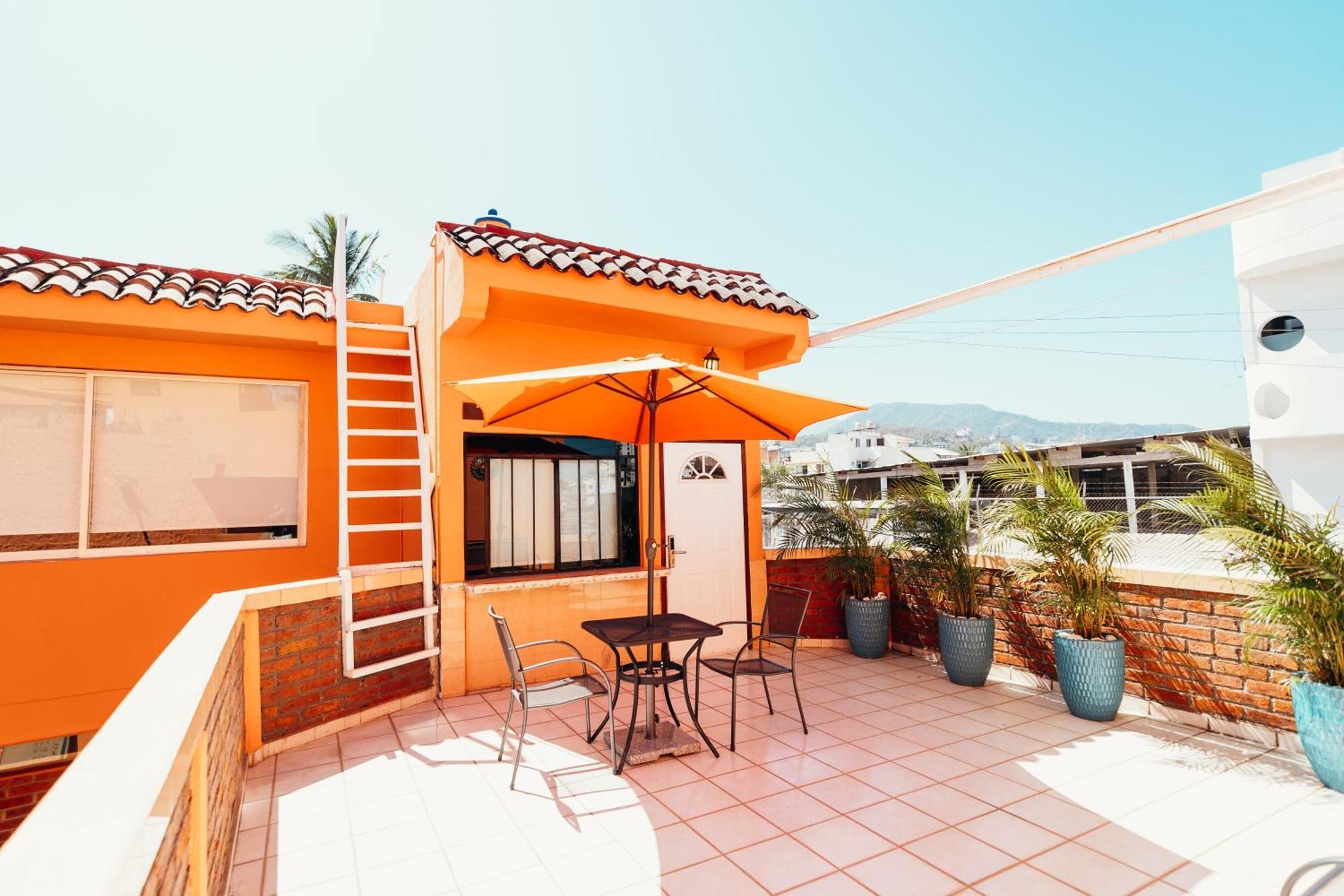 Boutique Hotel & Suites Hacienda Lord Twigg Puerto Vallarta Exterior photo