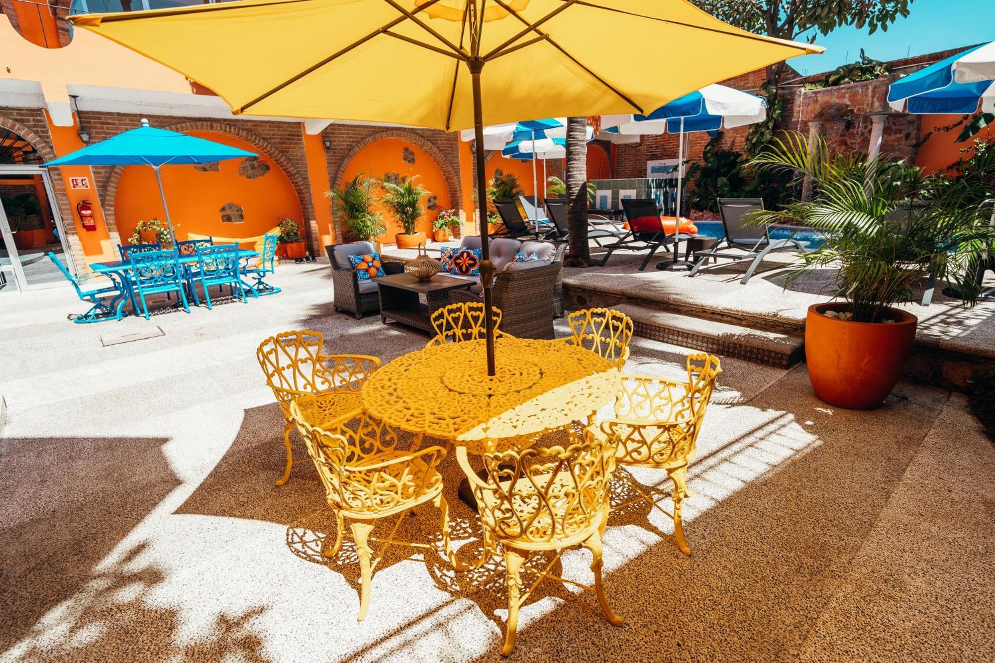 Boutique Hotel & Suites Hacienda Lord Twigg Puerto Vallarta Exterior photo