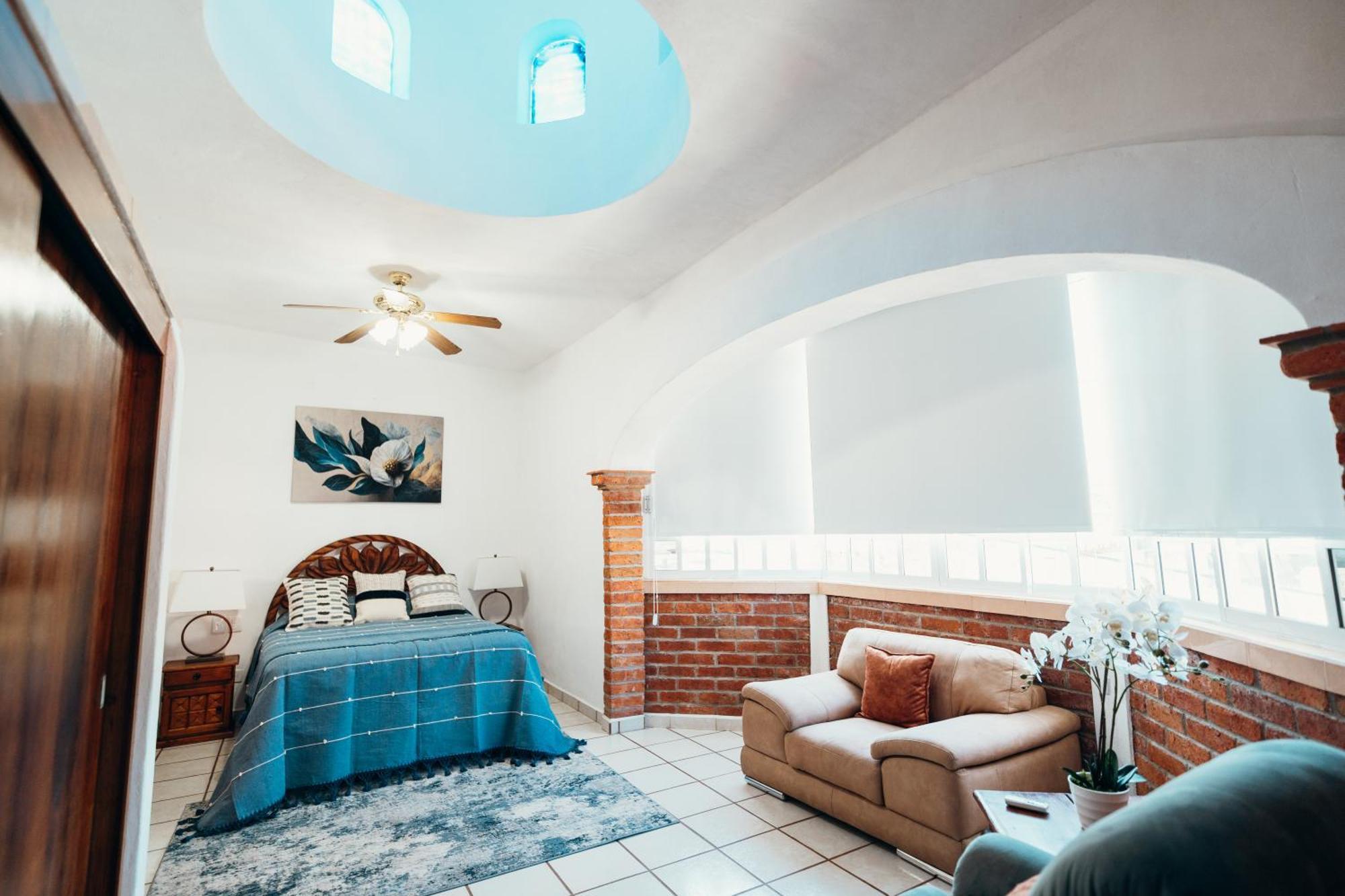 Boutique Hotel & Suites Hacienda Lord Twigg Puerto Vallarta Exterior photo